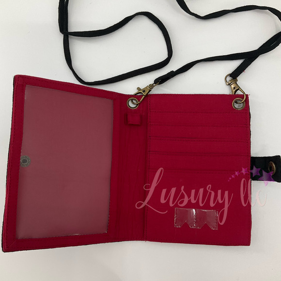 Pink Red tiny Rose Embroidery Passport Wallet, Birthday Gift, Versatile Washable - Picture 6 of 13